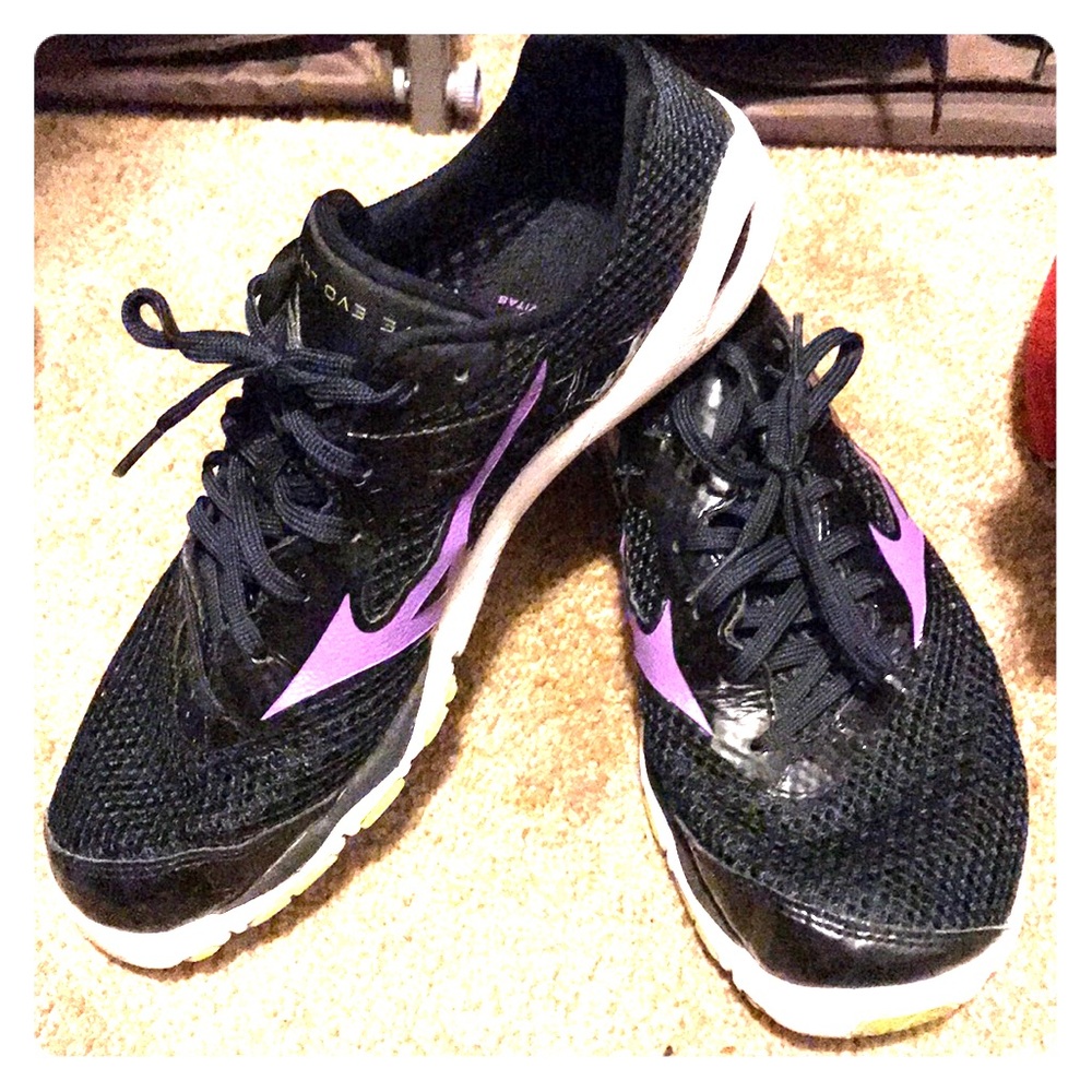 Mizuno 8.5 shoes